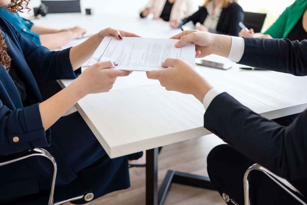 Abogado especializado en derecho laboral